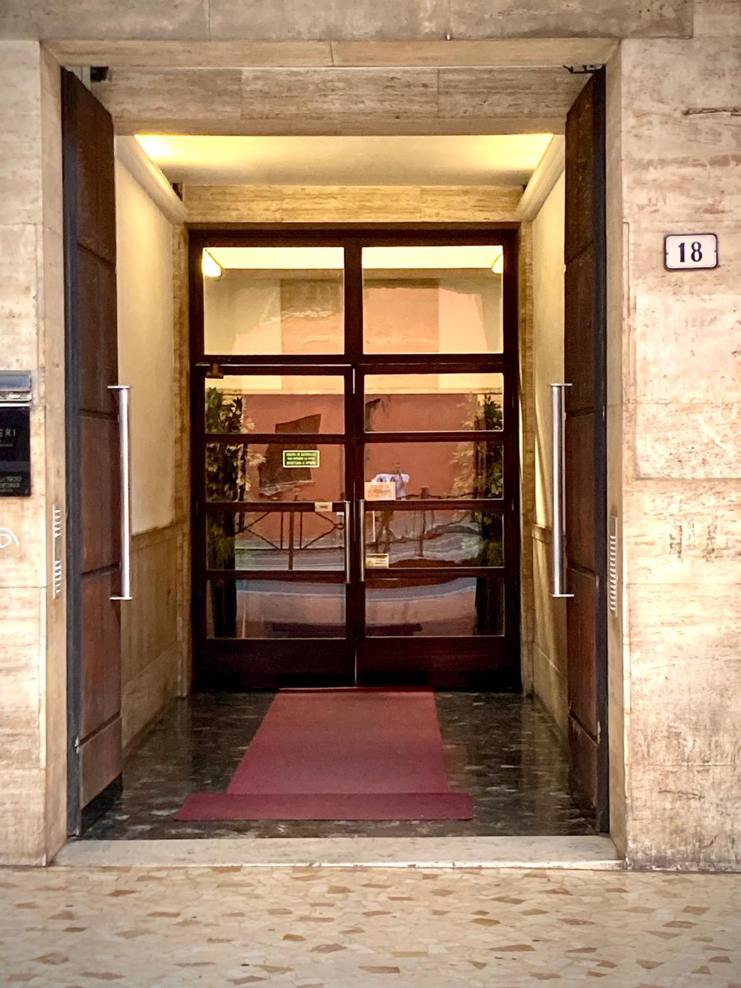 Apartmán Tuliphouse Da Davide Boloňa Exteriér fotografie